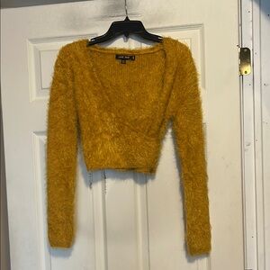 Love Tree Gold Faux Fur Cropped Sweater Size Large